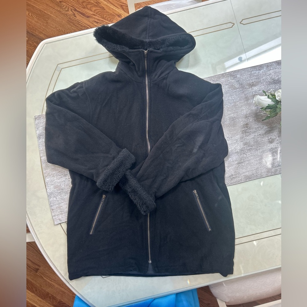 LAURA Women’s Coat